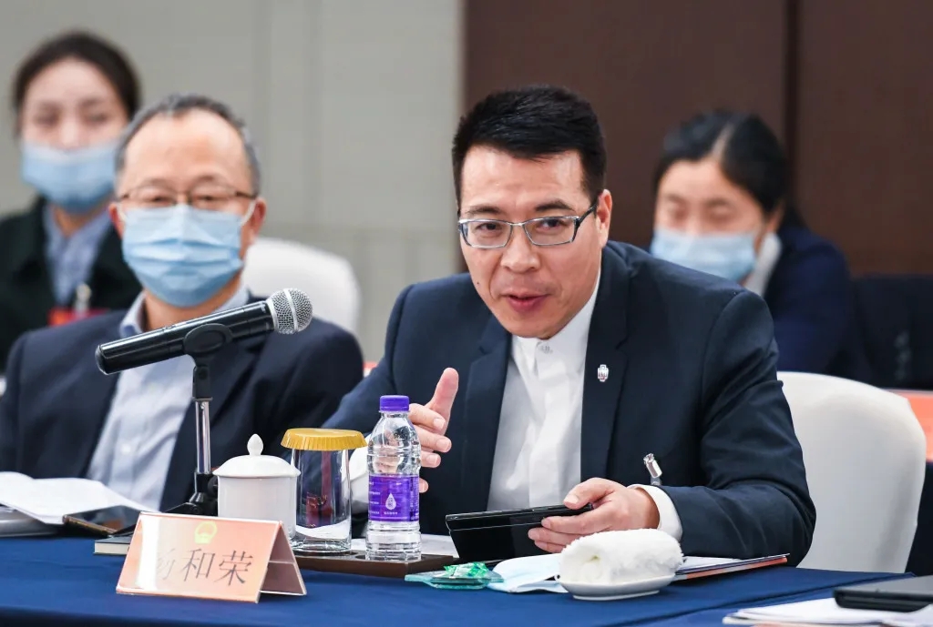 市人大代表杨和荣：加快构建与宁波经济发展水平相适应的高等教育体系
